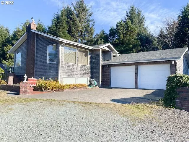 480 S LAGOON ST, Rockaway Beach, OR 97136