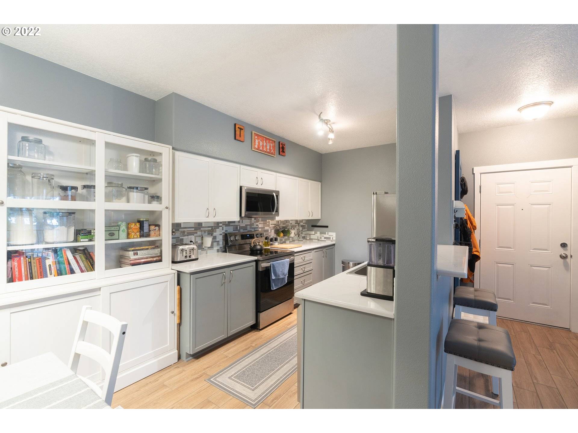 Hillsboro, OR 97006,10734 NE HOLLY ST #204