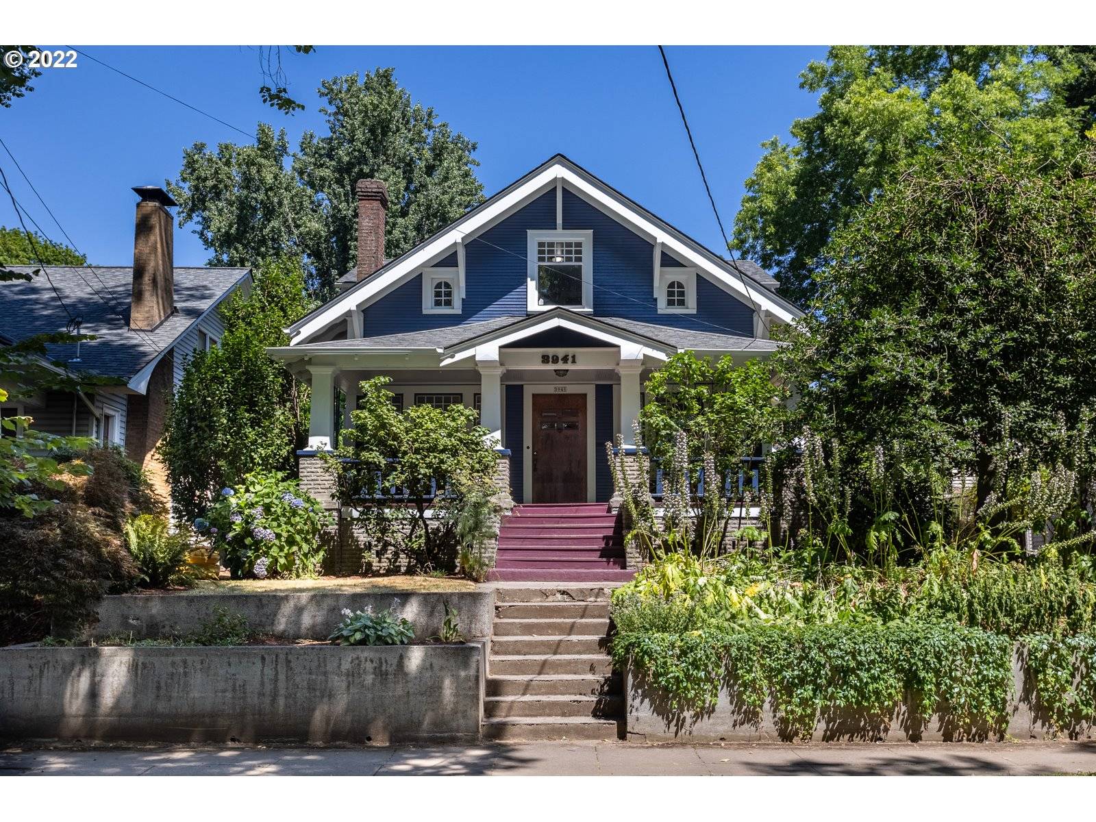 3941 E BURNSIDE ST, Portland, OR 97214