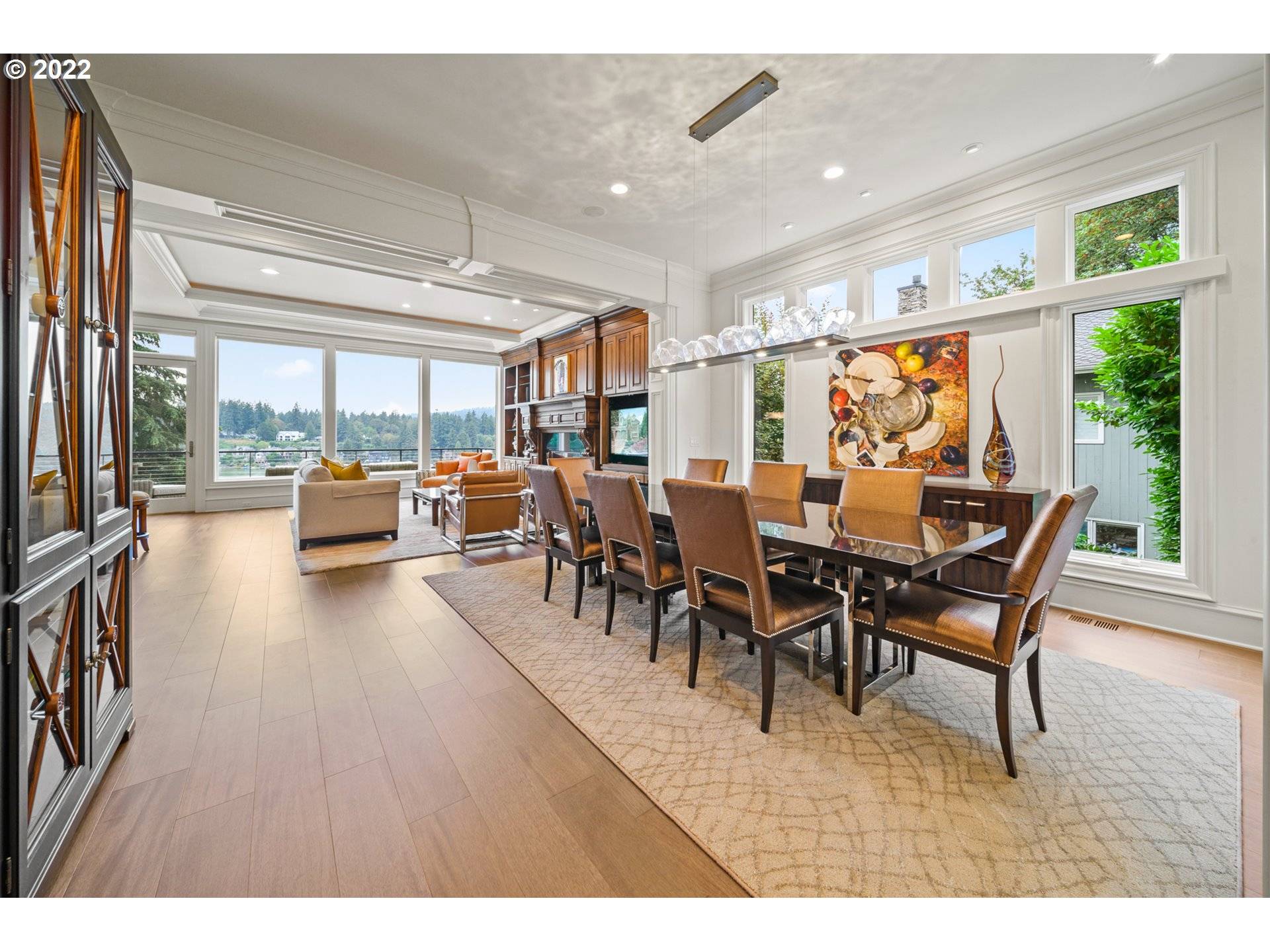 Lake Oswego, OR 97034,2643 SOUTHSHORE BLVD