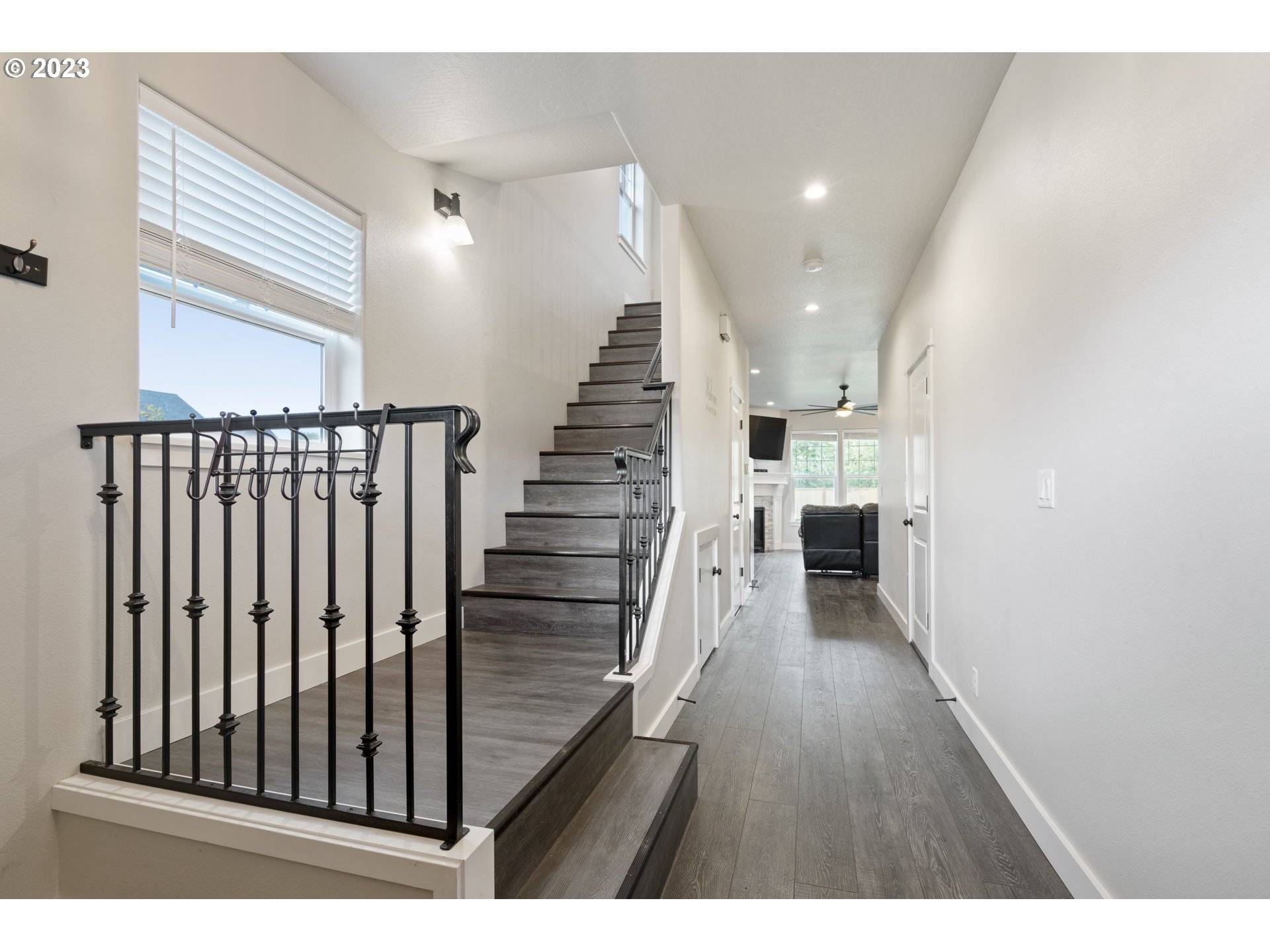 Eugene, OR 97402,1810 CEDAR BROOK DR