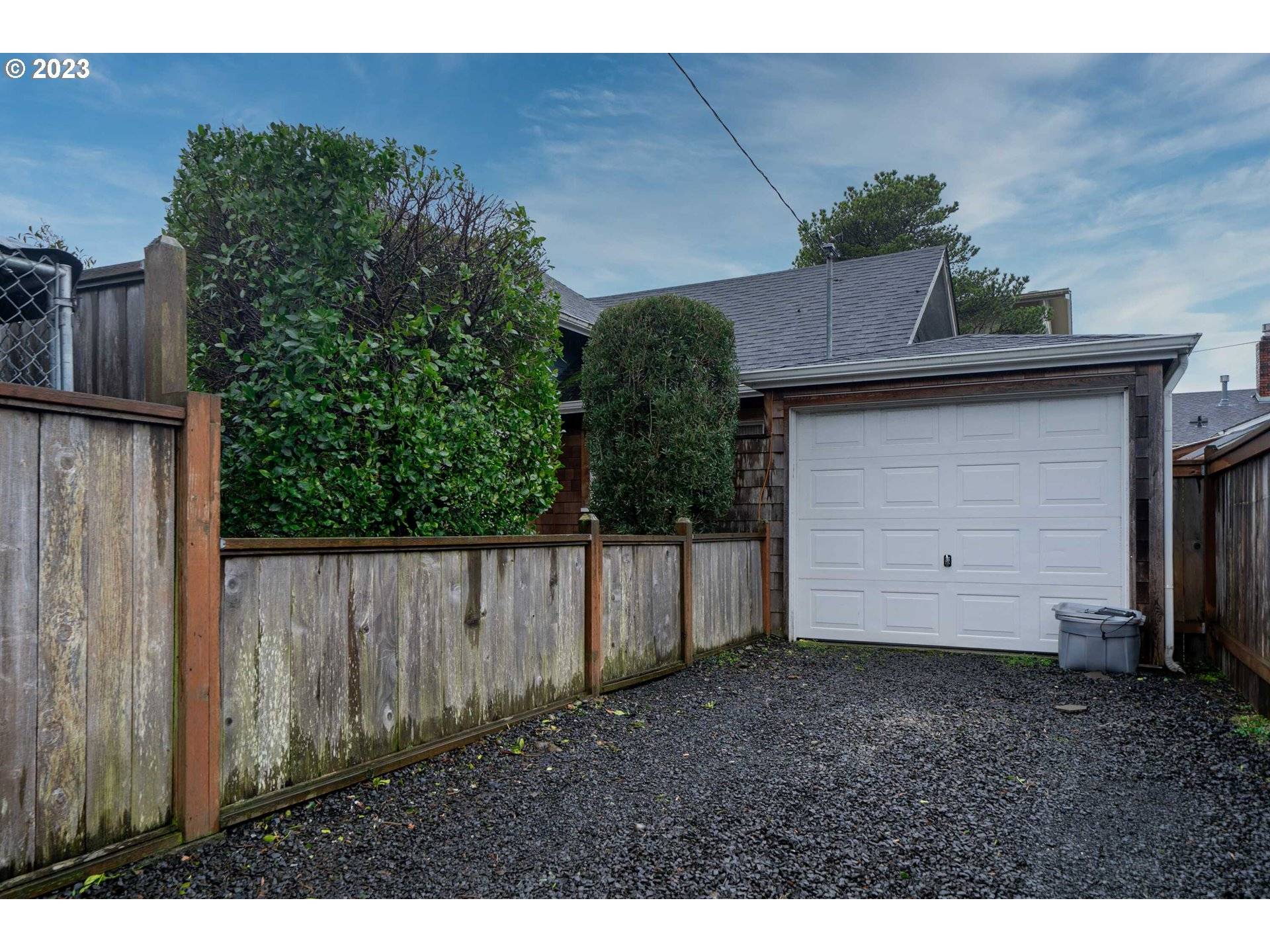 Seaside, OR 97138,986 S Downing ST