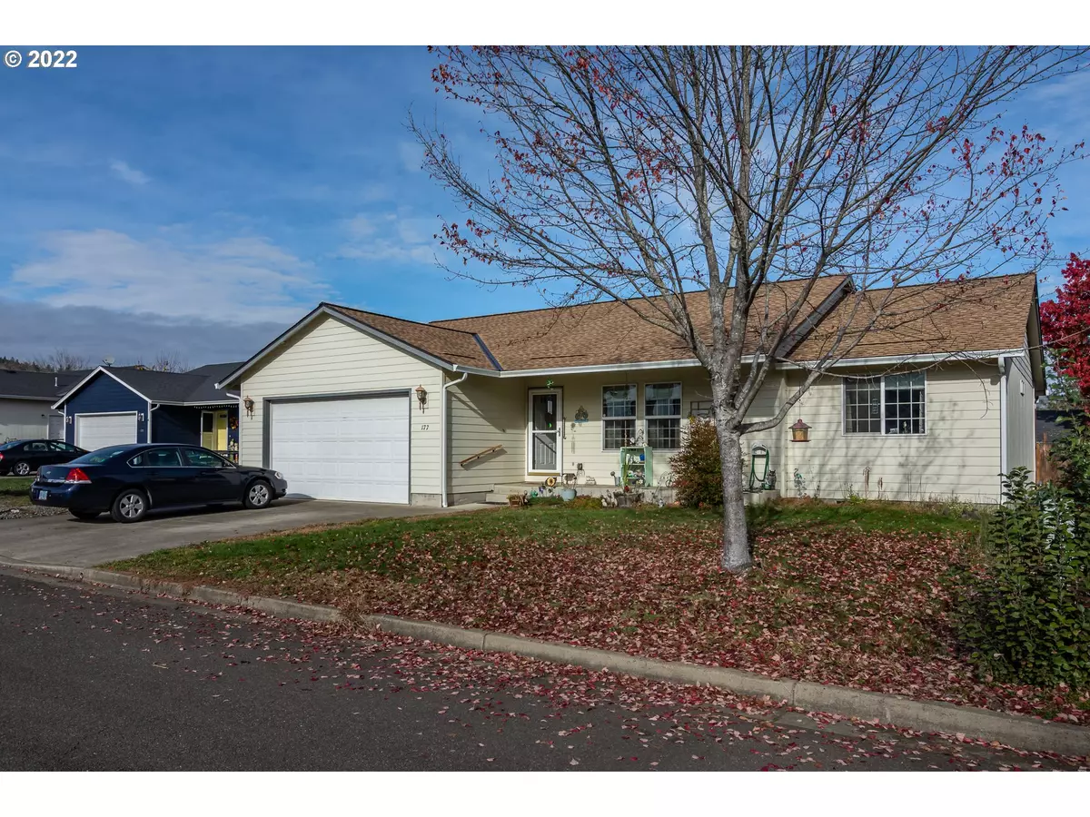 Roseburg, OR 97471,177 WINNGATE CT