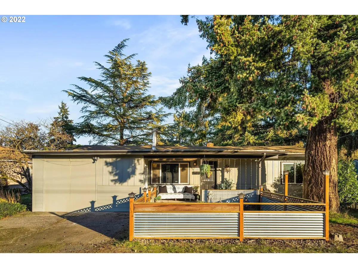 8050 SE 60TH AVE, Portland, OR 97206