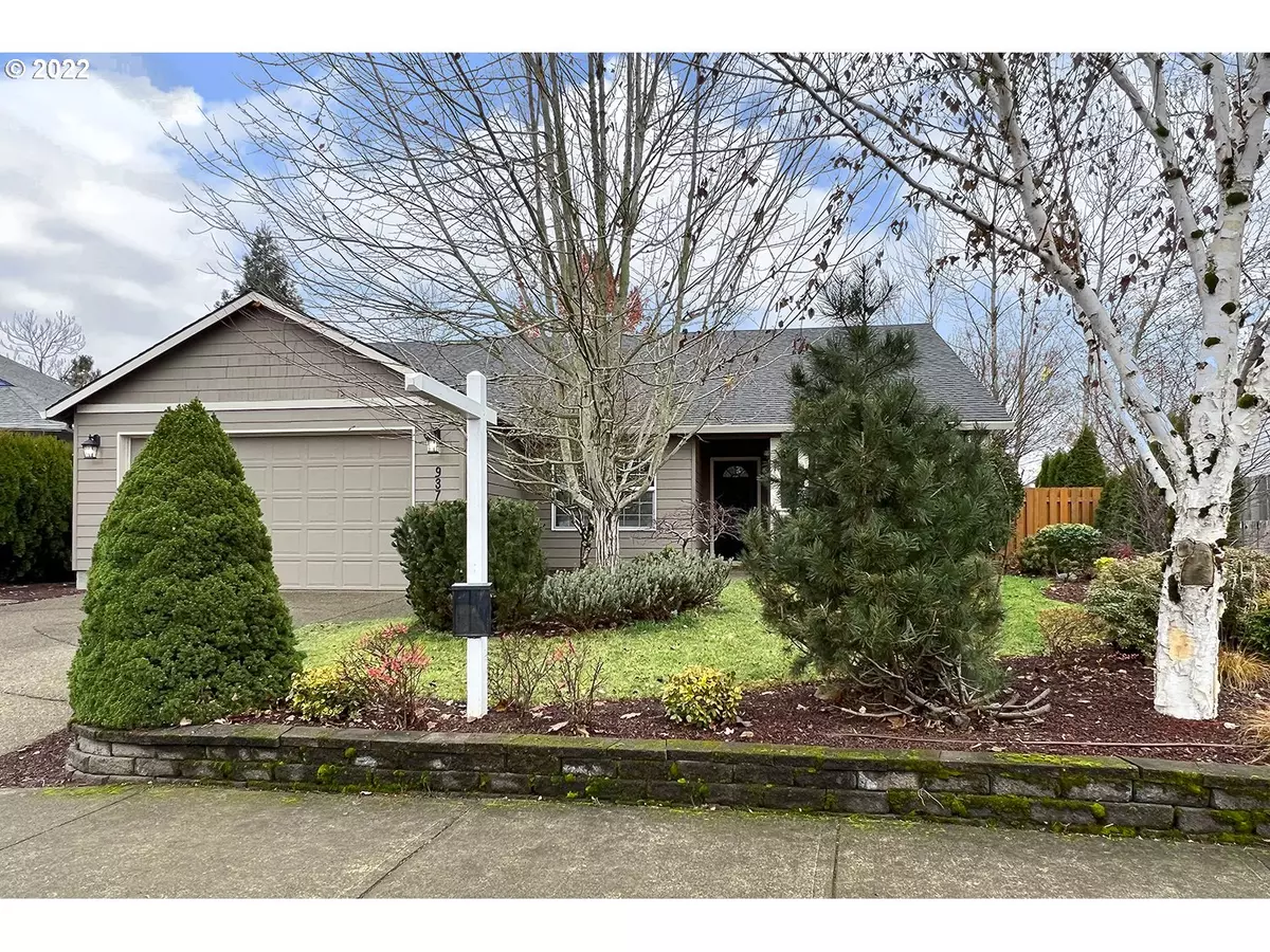 Molalla, OR 97038,937 Mountain View LN