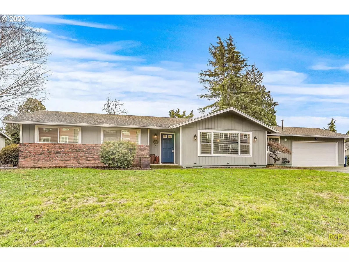 Clackamas, OR 97015,16920 SE STONEYBROOK CT