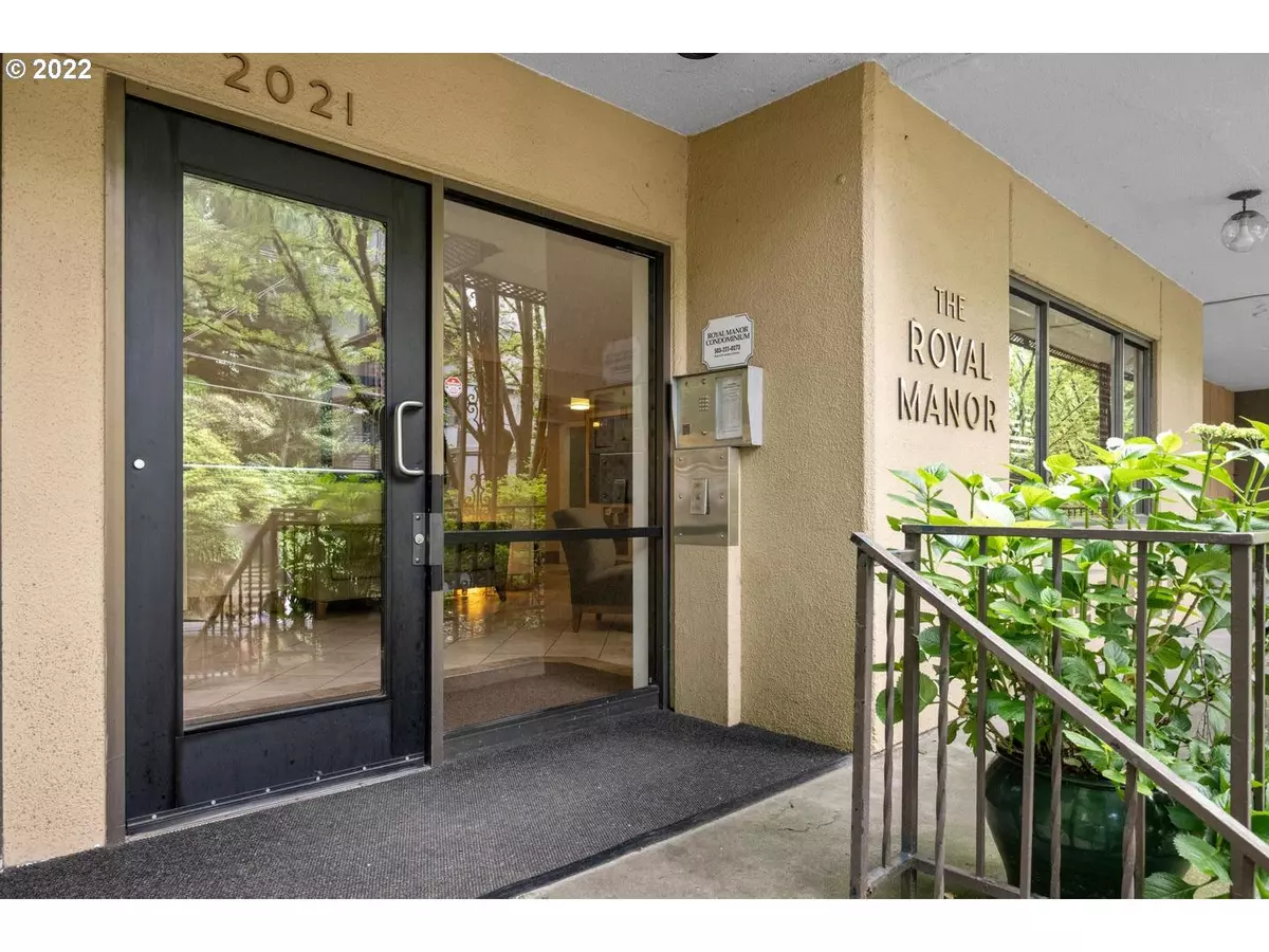 Portland, OR 97205,2021 SW MAIN ST #43