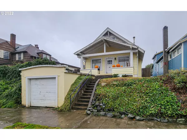 657 DONNELLY AVE, Coos Bay, OR 97420