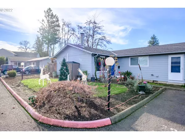 237 SE 3RD AVE, Canby, OR 97013