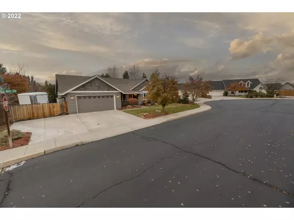 Redmond, OR 97756,2145 NW MAPLE NUT CT