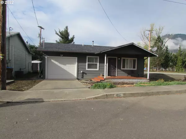 534 NE PERKINS AVE, Myrtle Creek, OR 97457