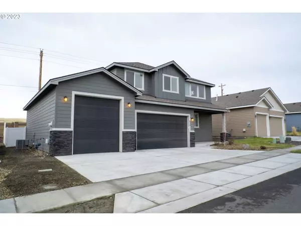 Hermiston, OR 97838,839 E AUTUMN AVE