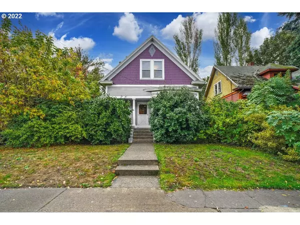 634 NE 28TH AVE, Portland, OR 97232