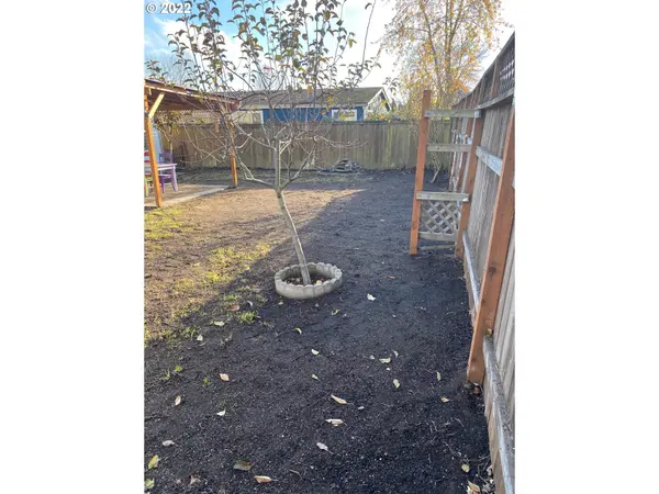 Eugene, OR 97402,3354 ELMIRA RD