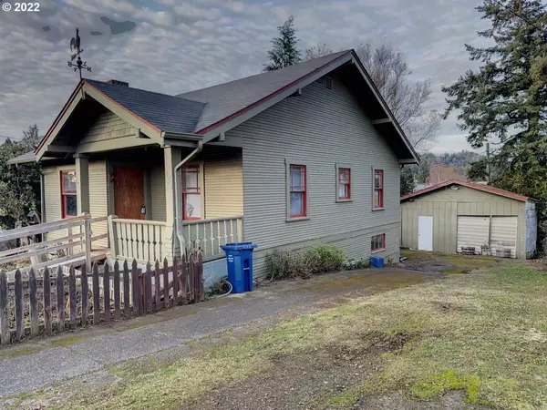 Coquille, OR 97423,558 E 11TH ST