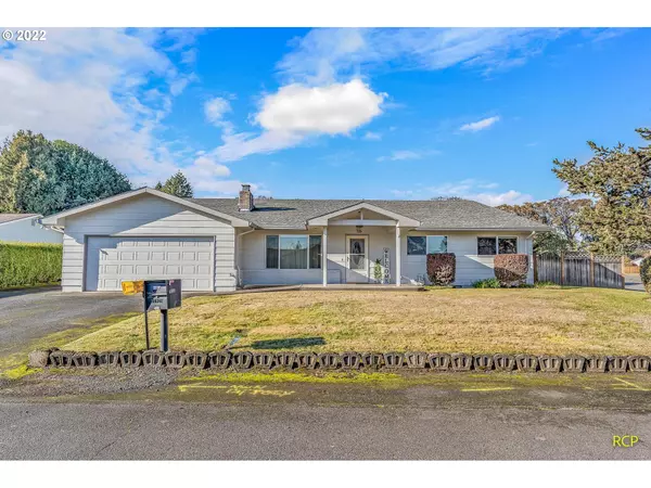 Scappoose, OR 97056,51929 SE WOODMERE CT