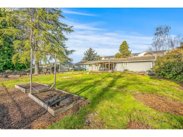 Clackamas, OR 97015,16920 SE STONEYBROOK CT