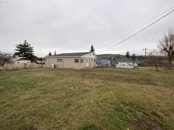 Goldendale, WA 98620,714 E CT