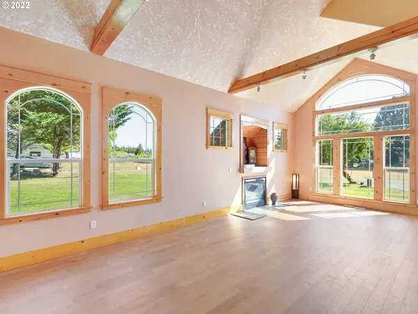 57711 LAZY ACRES LN, Warren, OR 97053