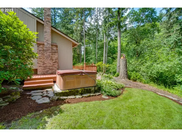 Newberg, OR 97132,4303 NE BIRDHAVEN LOOP