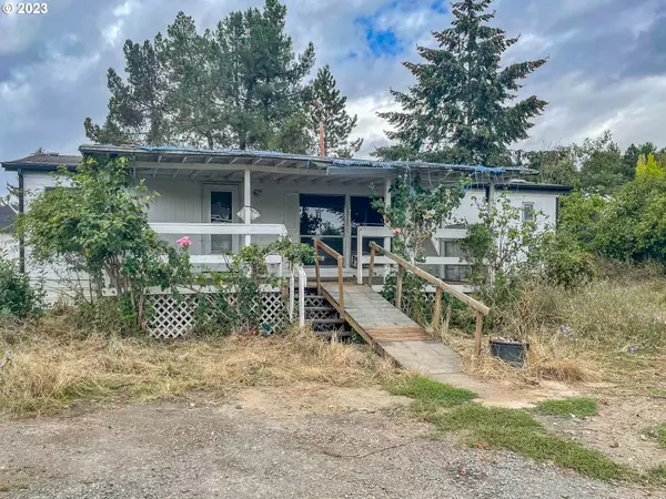 312 NW CIVIL BEND AVE, Winston, OR 97496