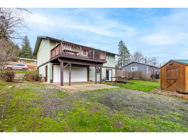 Sutherlin, OR 97479,680 W SECOND AVE