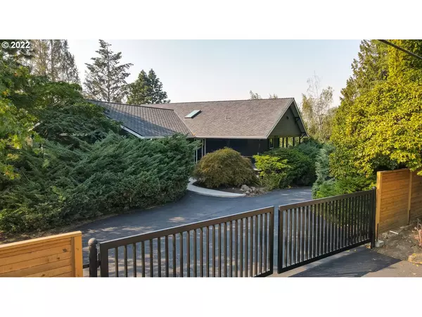 10424 NW LAIDLAW RD, Portland, OR 97229