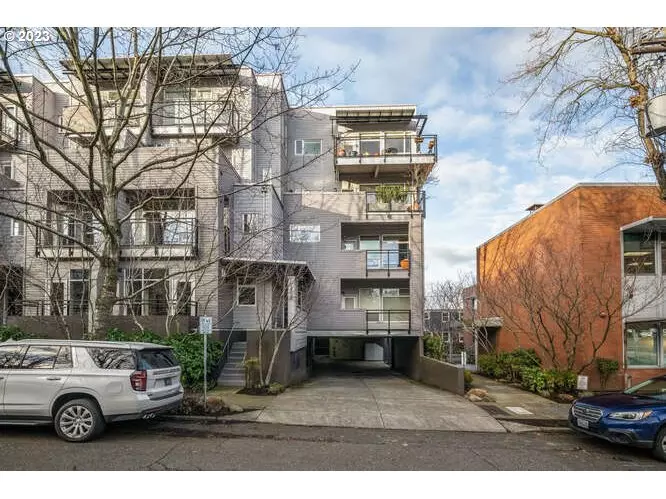 2327 NW NORTHRUP ST #10, Portland, OR 97210