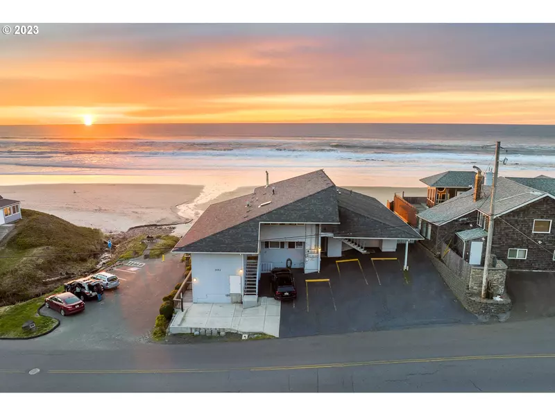 3453 NW JETTY AVE #4, Lincoln City, OR 97367