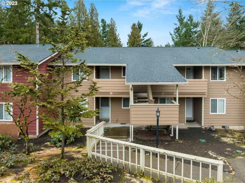 29700 SW COURTSIDE DR #38, Wilsonville, OR 97070