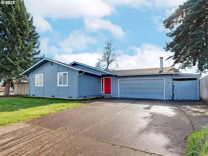 590 N 6TH PL, Harrisburg, OR 97446