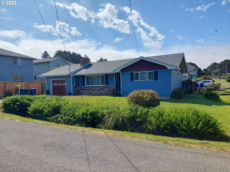 1630 NW 33RD ST, Lincoln City, OR 97367