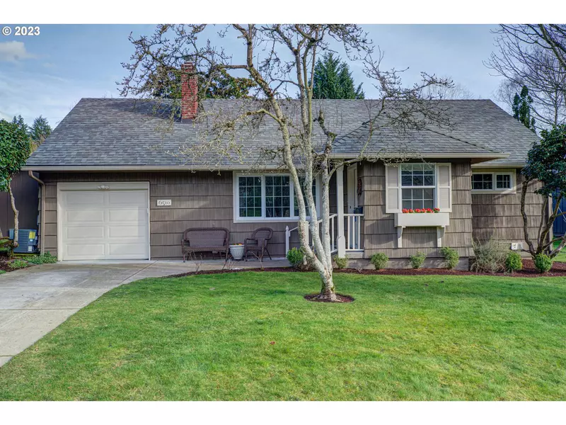 6510 SW 46TH PL, Portland, OR 97221