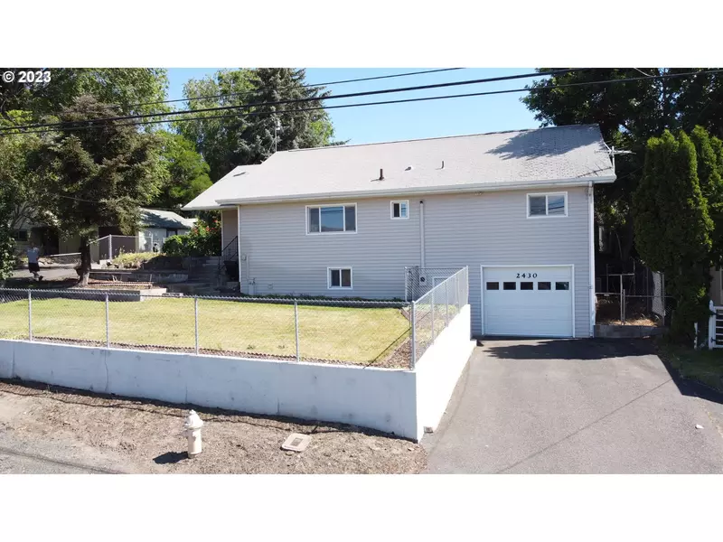 2430 E 12TH, The Dalles, OR 97058