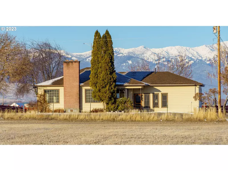 42644 NYE RD, Baker City, OR 97814