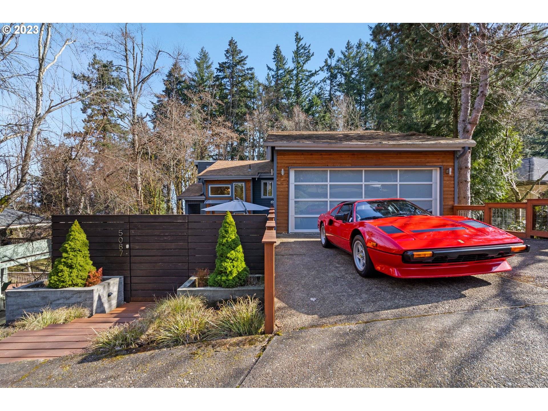 5087 WOODWINDS CT, West Linn, OR 97068