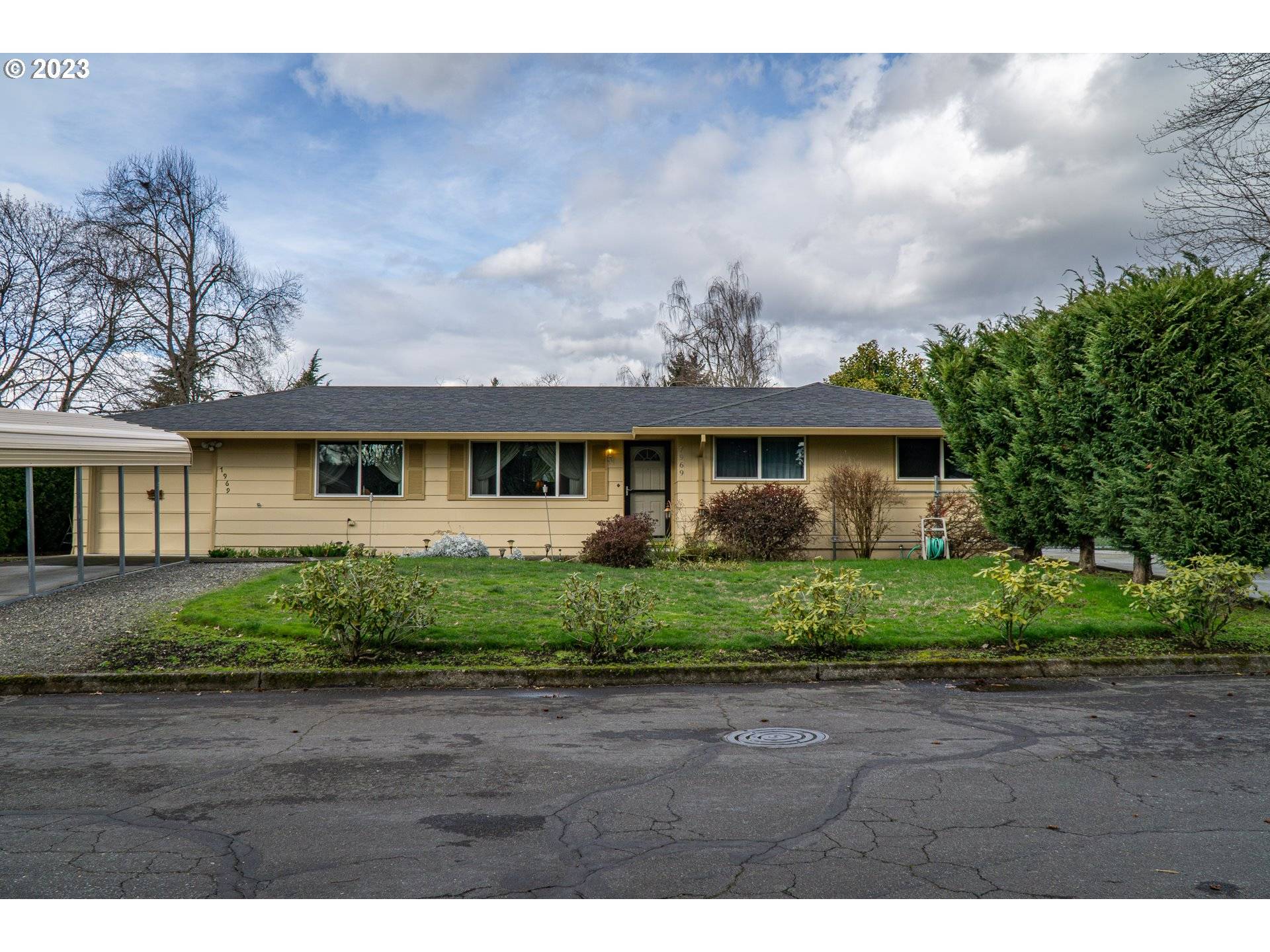 7969 SE HOOD ST, Milwaukie, OR 97267