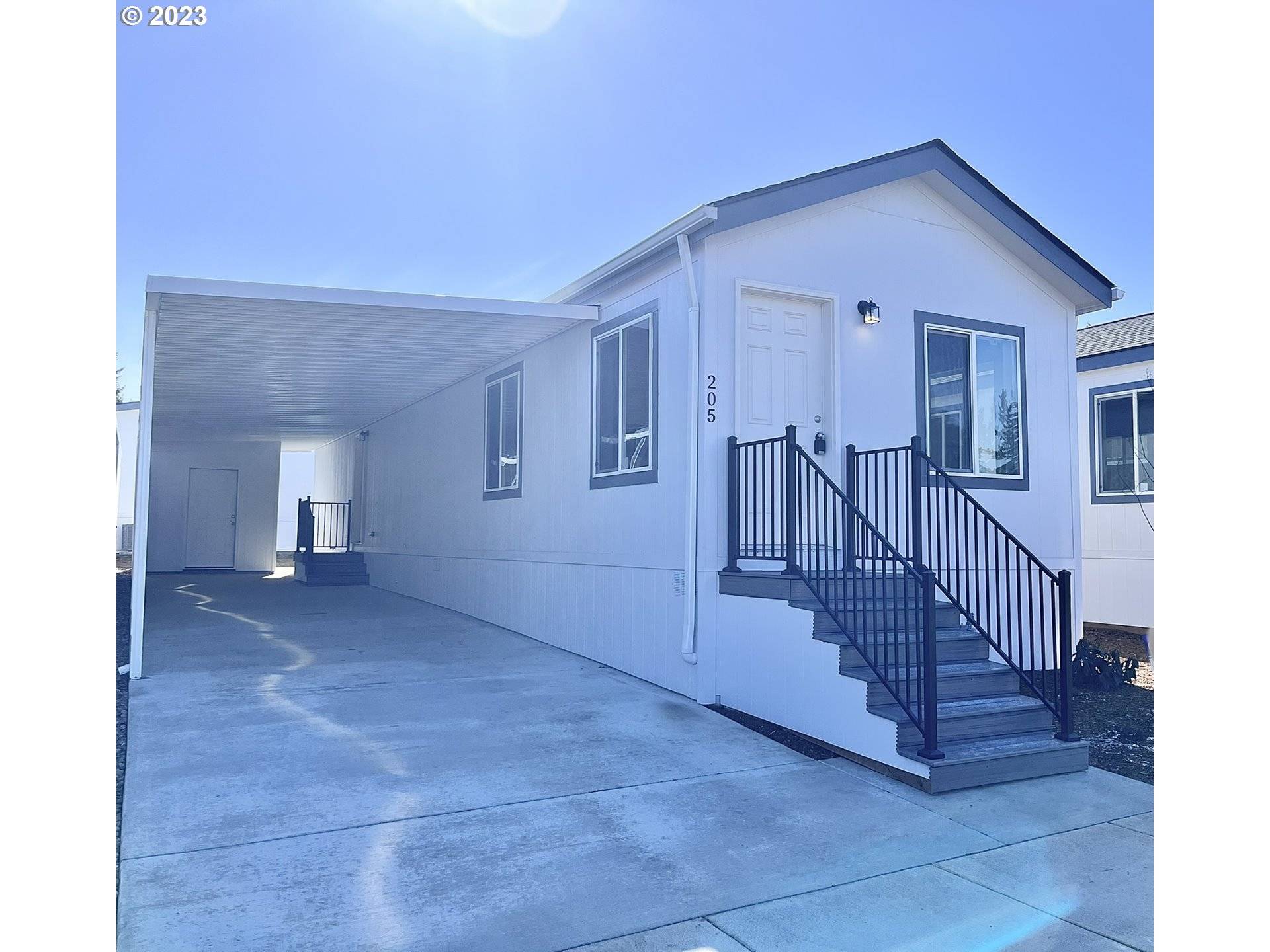 13531 CLAIRMONT WAY #205, Oregon City, OR 97045