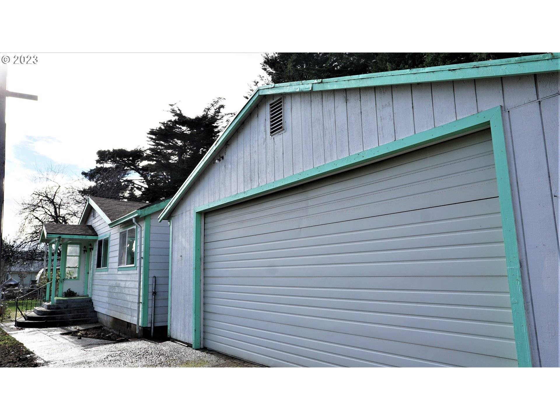 Coos Bay, OR 97420,62886 SCHOOL RD