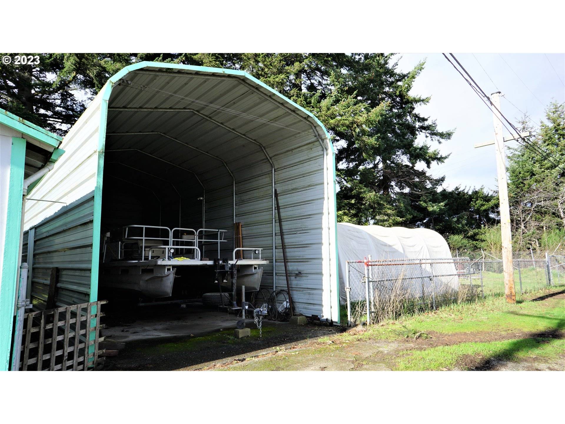 Coos Bay, OR 97420,62886 SCHOOL RD