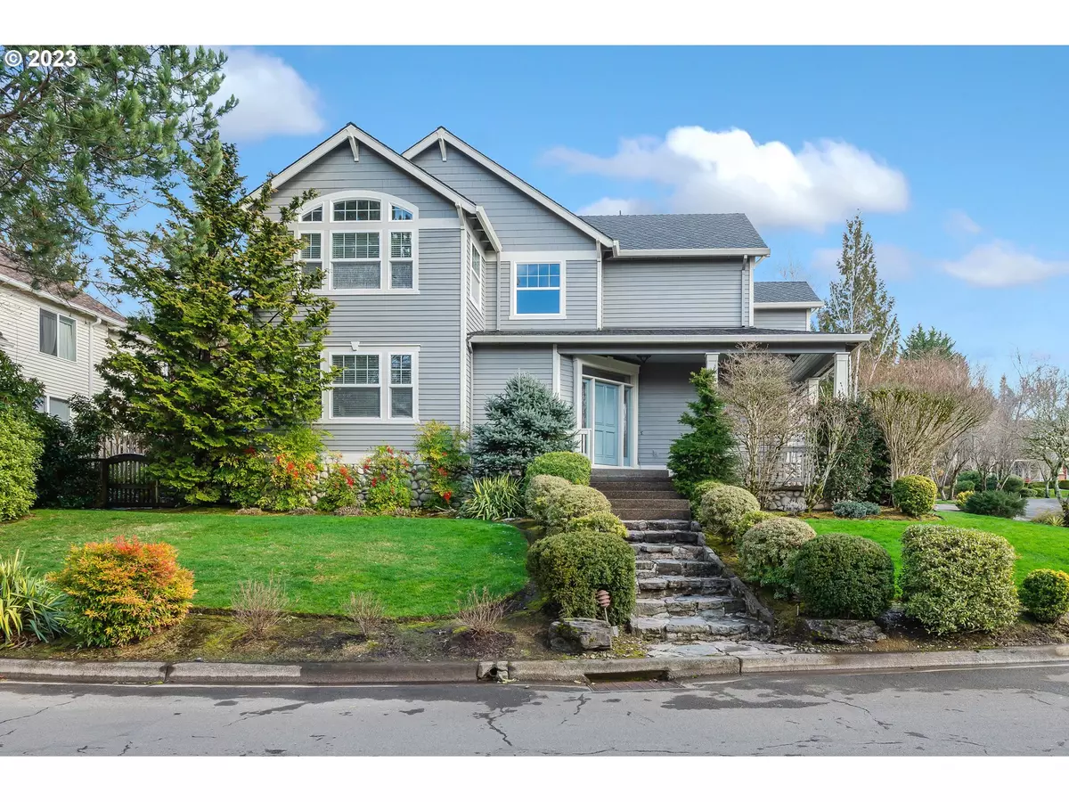 Lake Oswego, OR 97035,5308 SOUTHWOOD DR