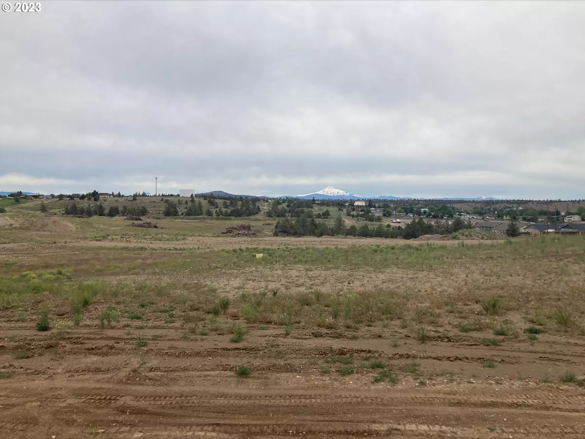 Madras, OR 97741,SE 10 ST