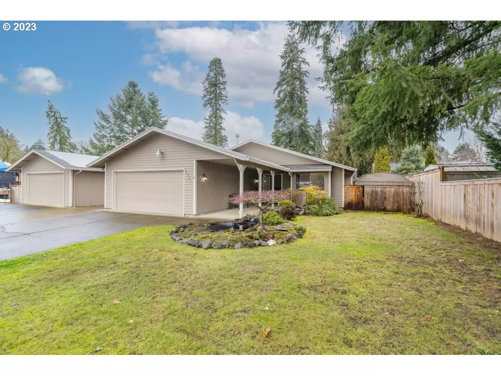 Scappoose, OR 97056,33241 SW MEADOW DR