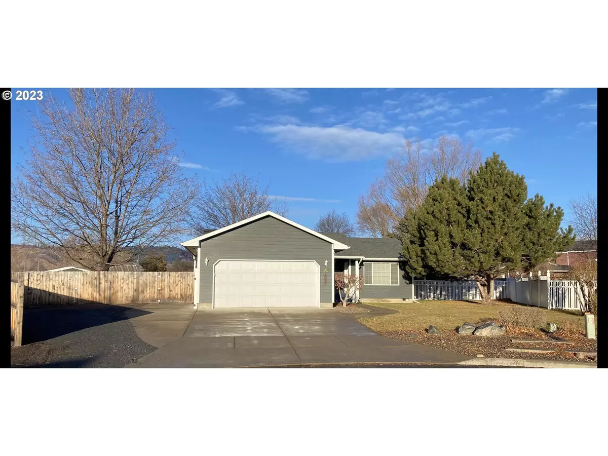 La Grande, OR 97850,2301 N CT