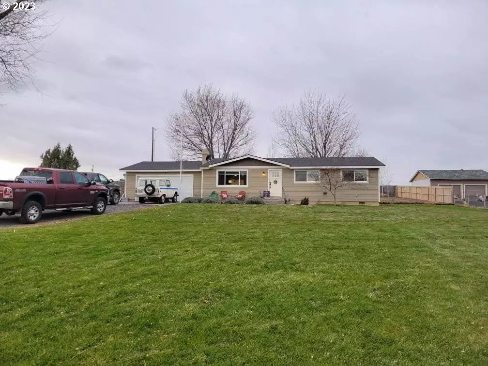 Pendleton, OR 97801,70694 SW DOUGLAS DR