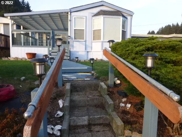 Winchester Bay, OR 97467,116 RIGGS HILL LN