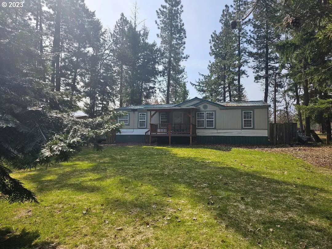 Wamic, OR 97063,216 TIMBER LN