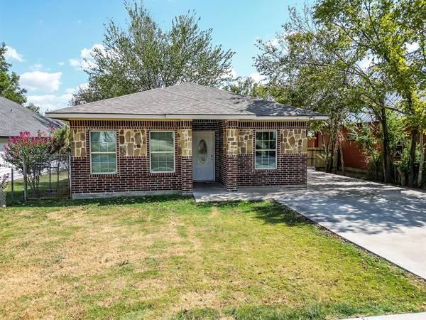 407 E Houston Street, Ennis, TX 75119