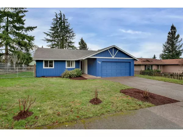 Molalla, OR 97038,708 E HEINTZ ST