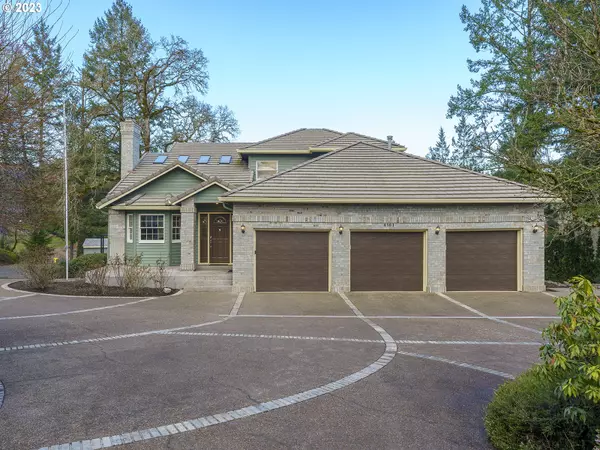 Newberg, OR 97132,4501 NE BLUE HERON CT